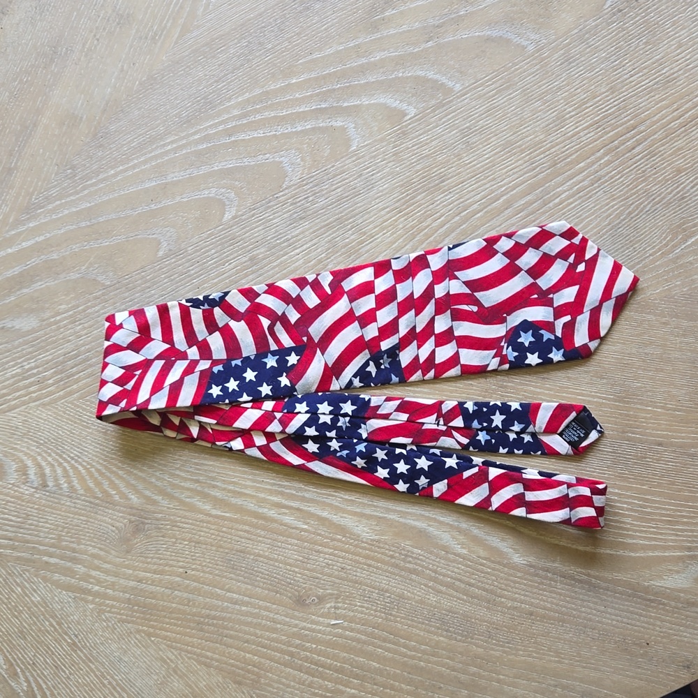 Beans McGee necktie